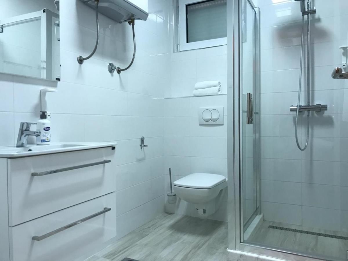 Апартаменты Apartments Sidro Добра-Вода-15