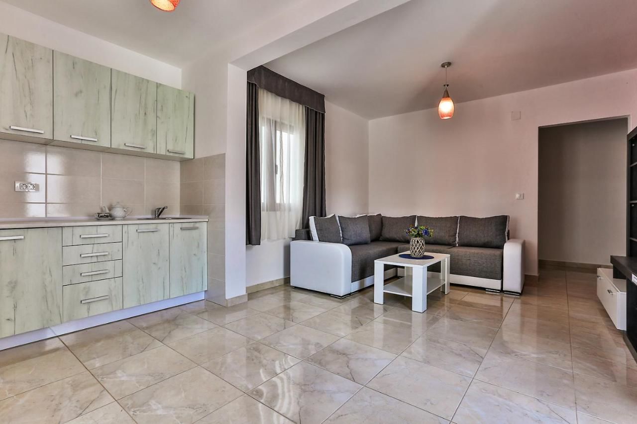 Апартаменты Apartments Sidro Добра-Вода